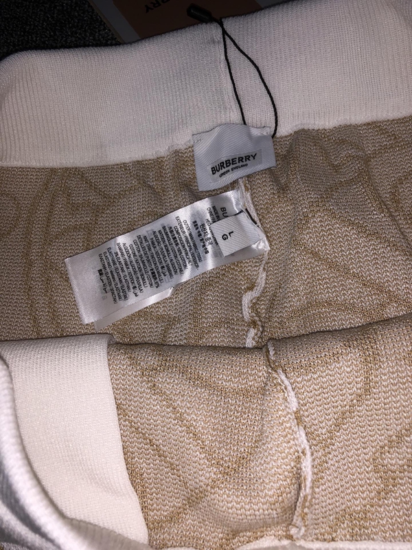 ブランドハーフパンツ全体デザイン